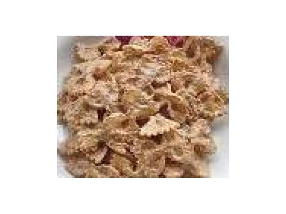 Farfalle filanti con radicchio, fontina e salsiccia