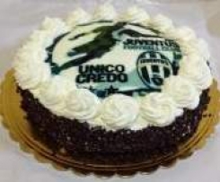 Torta di compleanno al cioccolato