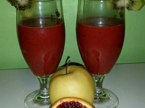 Frullato kiwi mela arance