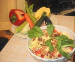 INSALATA MOLTO CAPRICCIOSA ( perché vuole di tutto un pò)