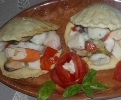Insalata di mare in conchiglie 