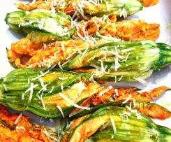 Fiori di zucca ripieni di zucchine e ricotta