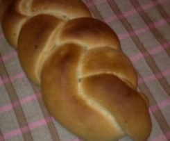 Treccia di pane fave e pecorino 