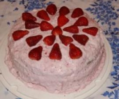 torta alle fragole e panna