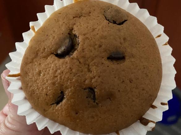 Muffin allo yogurt con gocce di cioccolato (senza burro)