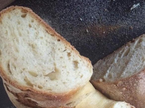 Ciambella di semola con lievito madre