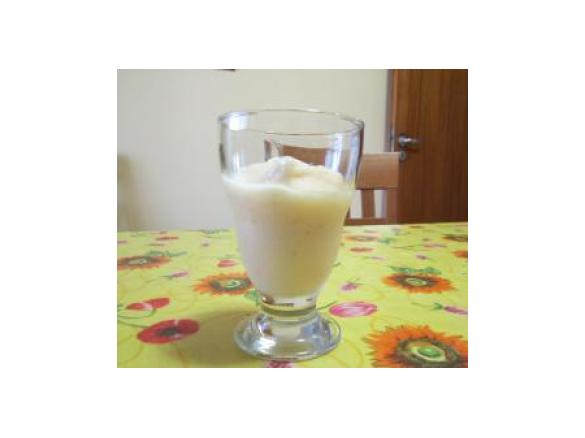 gelato allo yogurt con le pesche