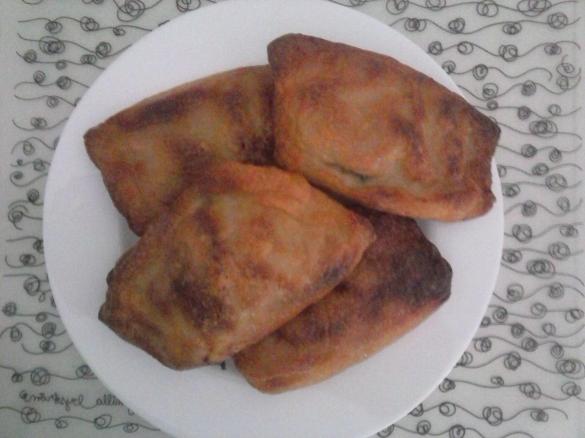 Piccoli calzoni senza glutine agli asparagi