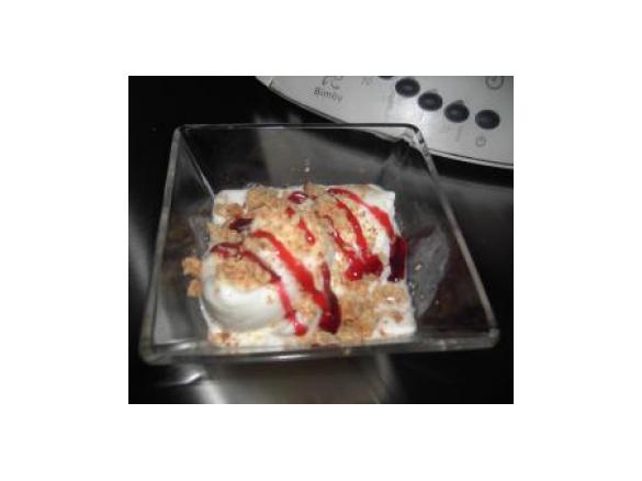 Gelato al gusto cheesecake (liberamente ispirato al gelato allo yogurt di Rosa47 e a lei dedicato!) 