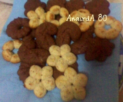 BISCOTTI con strutto alle nocciole (per sparabiscotti)