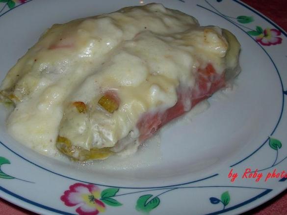 Involtini di insalata belga al prosciutto e besciamella