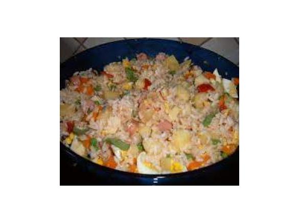 Riso lesso per insalata di riso