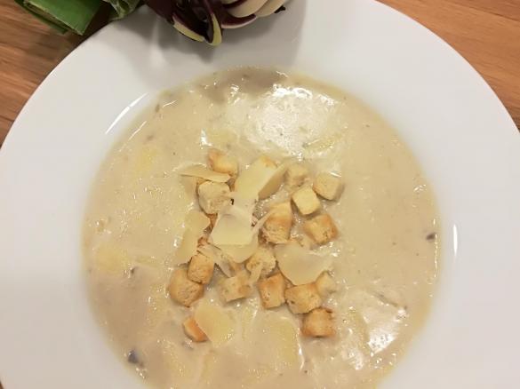 Vellutata porri e radicchio di Treviso