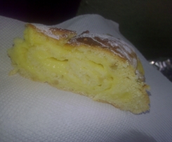 Girella con crema, pinoli e mele