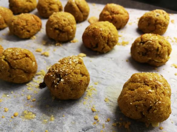 Polpette di tonno e sgombro aromatizzate alla curcuma