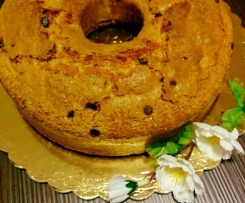 Ciambellone integrale all'arancia con gocce di cioccolato
