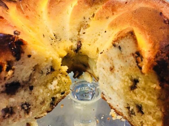 Ciambella alla ricotta e cioccolato