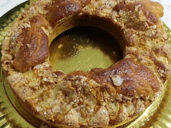 Ciambella alle mele croccantine