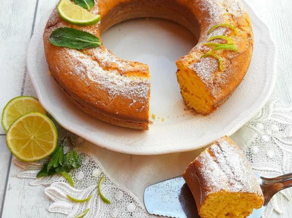 Ciambella semplice e soffice con ricotta e lime