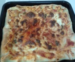 Focaccia con bordo ripieno