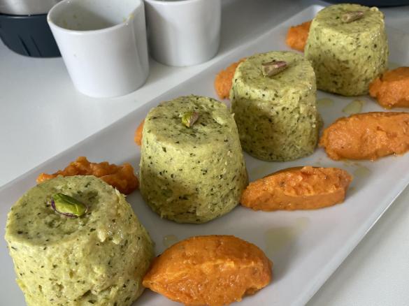 Tortini di zucchine al varoma con quenelle di carote