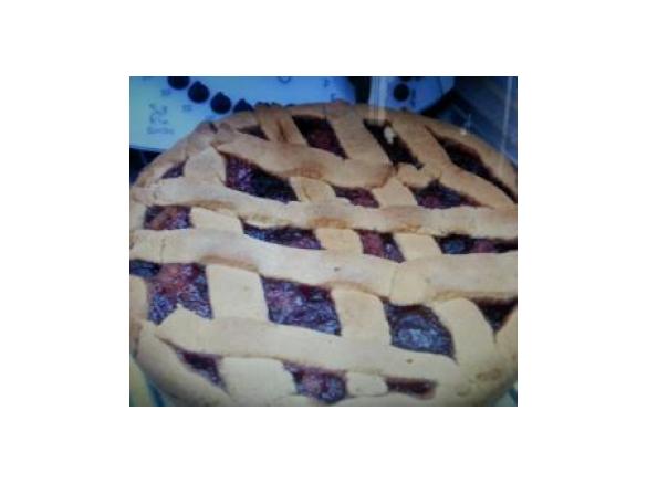 Crostata con confetture di fragole