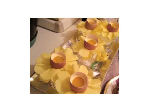 UOVA AL CIOCCOLATO BIANCO