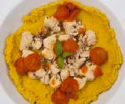 Crema di ceci con pesce spada marinato e pomodorini al basilico - della blogger Cinzia