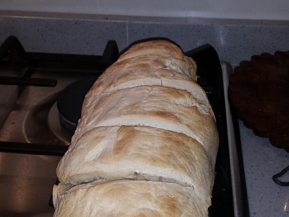 Filoncino di pane con pasta madre