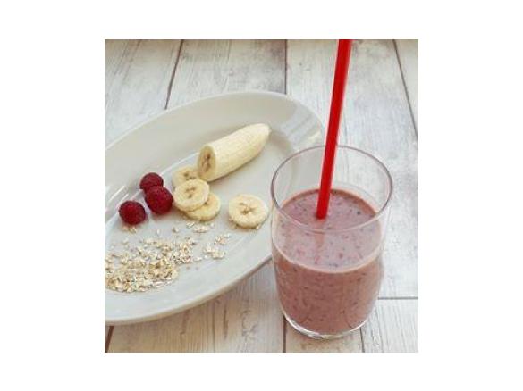 Frullato di frutti di bosco con fiocchi di avena (riciclo)-contest merende-