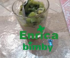 Frullato light con kiwi e yogurt magro