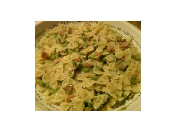 FARFALLE ASPARGI E SPECK