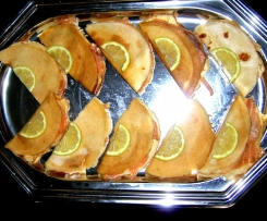 crepes alla crema di noci e mortadella x buffet