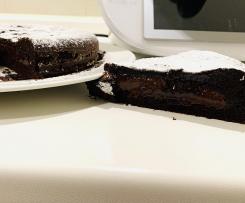 TORTA AL DOPPIO CIOCCOLATO FONDENTE
