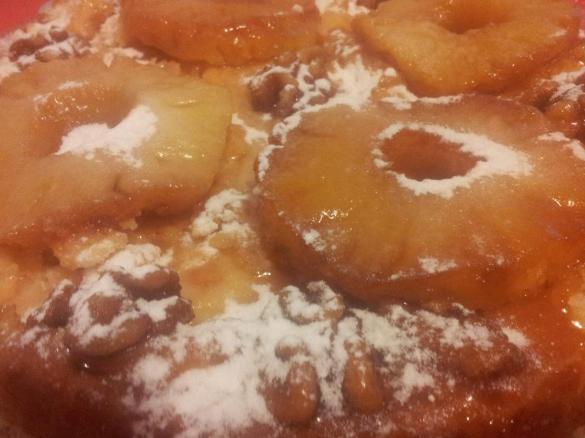 Torta rovesciata all'ananas senza glutine