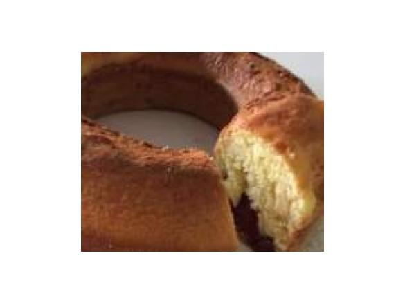 Ciambella allo yogurt e ciliege 