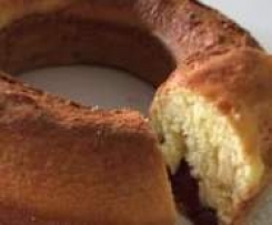 Ciambella allo yogurt e ciliege 