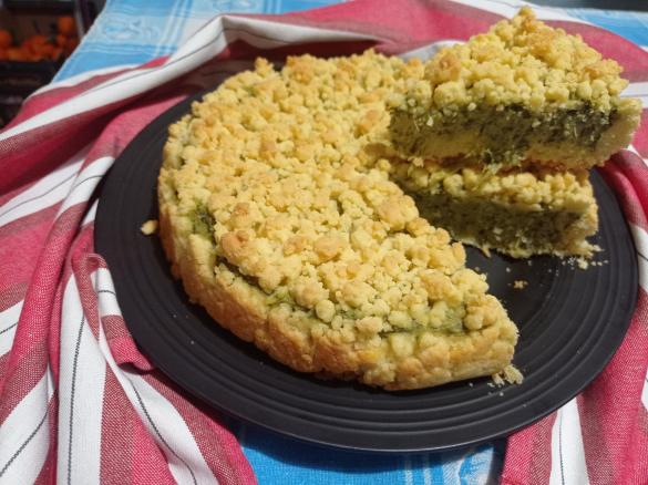 Sbriciolata con cime di rapa e robiola