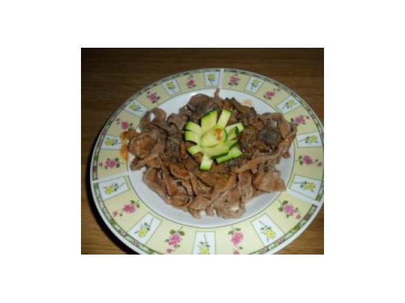 tagliatelle al cacao con ragù di cervo