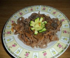 tagliatelle al cacao con ragù di cervo