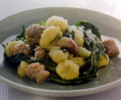 Gnocchi di lenticchie con luganega