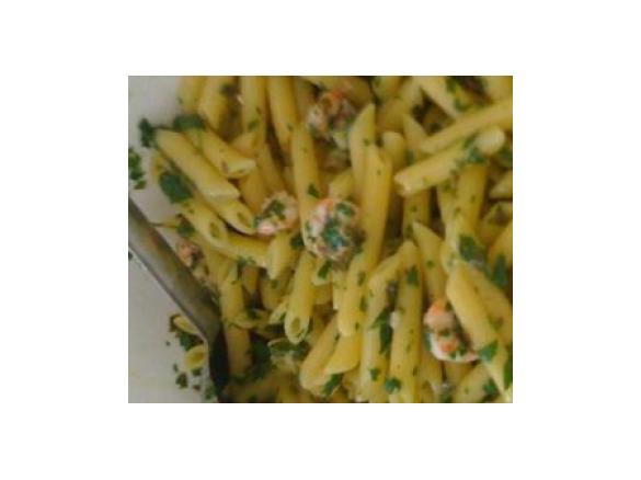 Penne allo zafferano, gamberetti e rucola