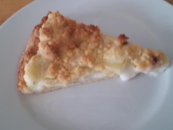 Sbriciolata rabarbaro e crema alla vaniglia