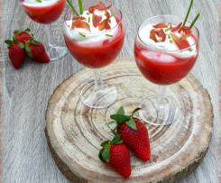 Salsa alle fragole con mousse di crescenza