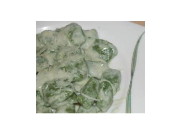 Gnocchi Verdi con Fonduta di Parmigiano