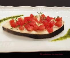 Pesce spada in salsa di erbe aromatiche e pomodorini