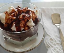 Mousse di yogurt bianco con salsa alla crema gianduia  Contest dessert yogurt