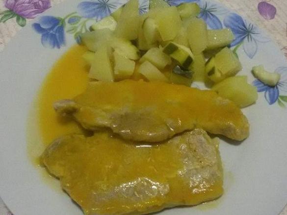 Lonza in vellutata con contorno di patate e zucchine al varoma