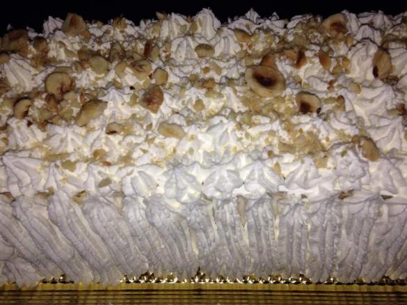 Semifreddo con gelato alla nocciola