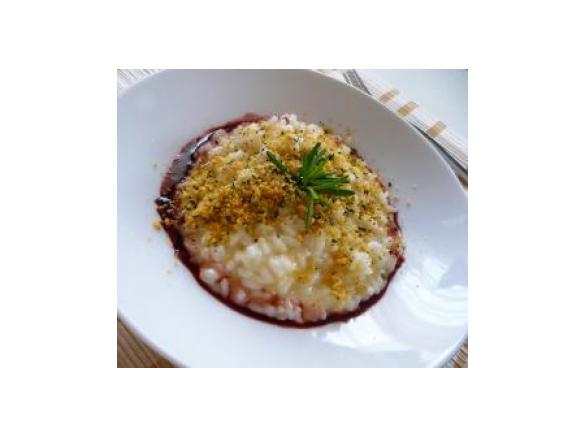 Risotto con riduzione di Marsala, pane aromatico e pepe nero